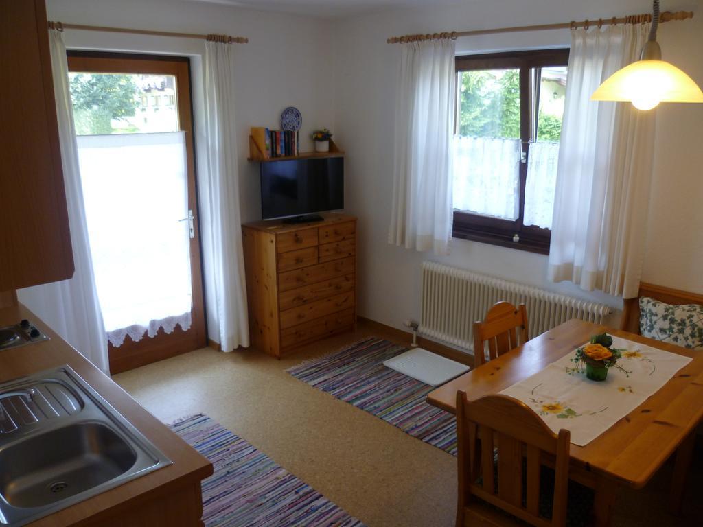 Haus Slechta Apartamento Kitzbühel Habitación foto