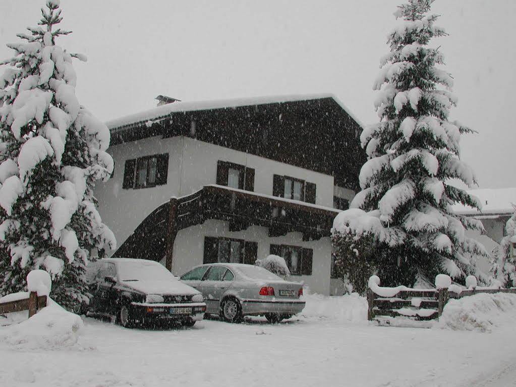 Haus Slechta Apartamento Kitzbühel Exterior foto